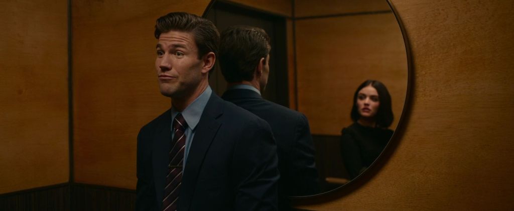 Austin Stowell in The Hating Game (2021).