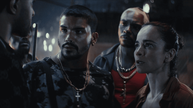 Iago Xavier, Alice Braga, Rei Black in Man on Fire TV series.